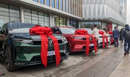 Xe Xanh: VinFast bán ra 915 xe trong tháng 3, trong đó có 51 xe VinFast VF9